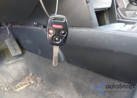 2011 Honda Accord 2.4 Lx-P z USA, uszkodzony, nr VIN 1HGCP2F4XBA142952